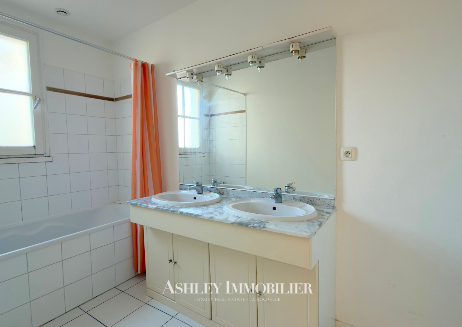 Image_4, Immeuble, La Rochelle, ref :1080